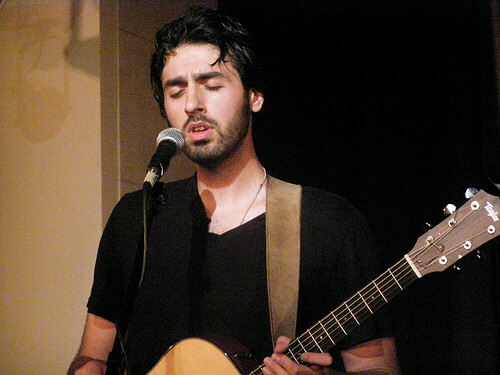 Ari Hest Acoustic Music